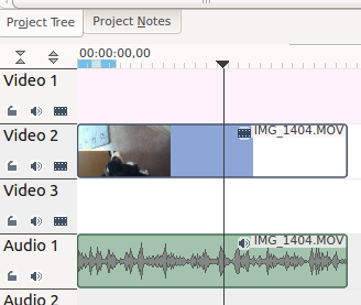 ../../../_images/Kdenlive_Video_plus_Audio_in_seperate_tracks.png